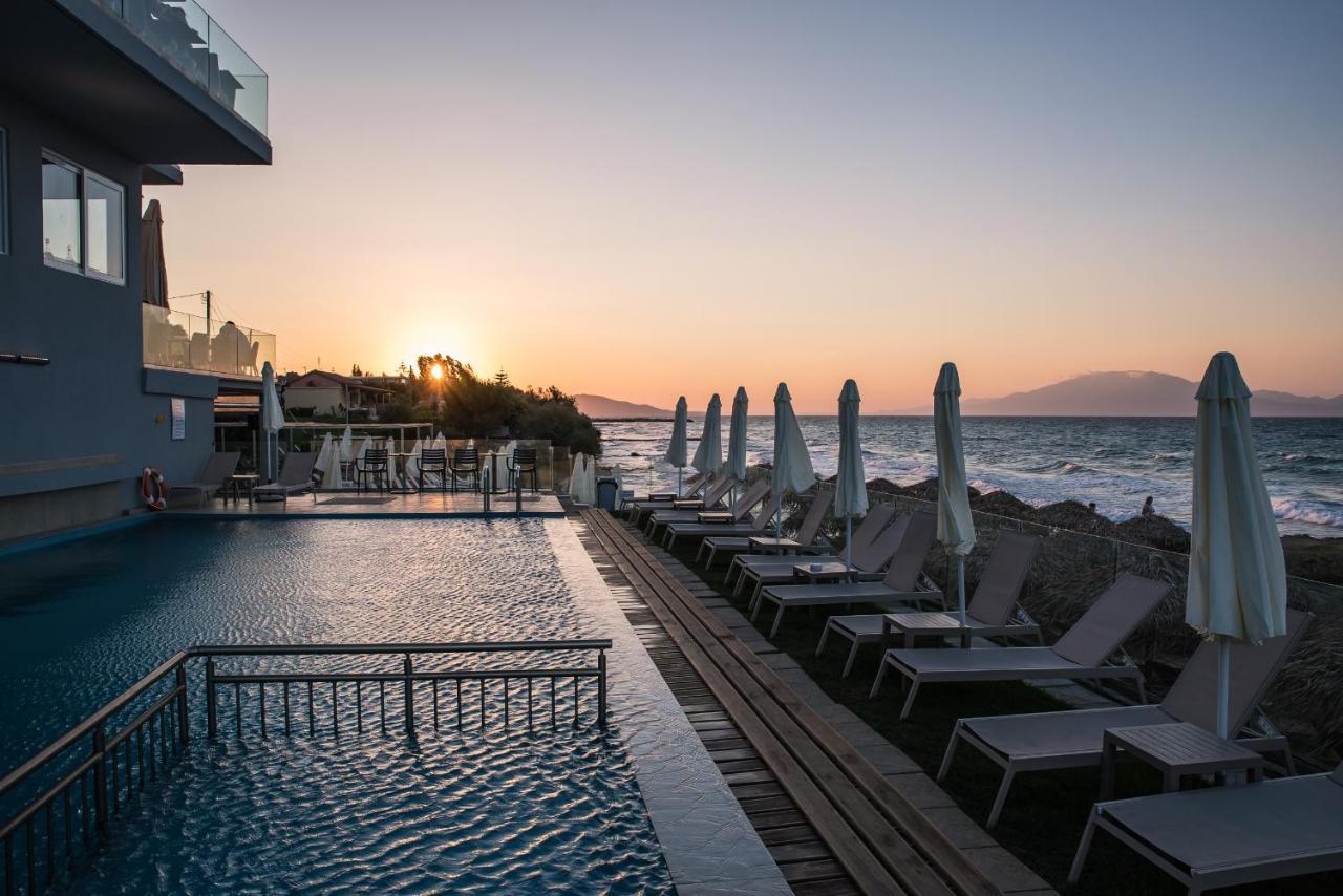 Golden Coast Boutique - Luxury Living Aparthotel Kypseli Екстериор снимка