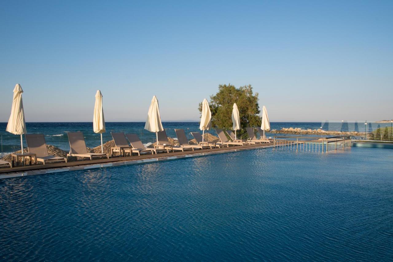 Golden Coast Boutique - Luxury Living Aparthotel Kypseli Екстериор снимка