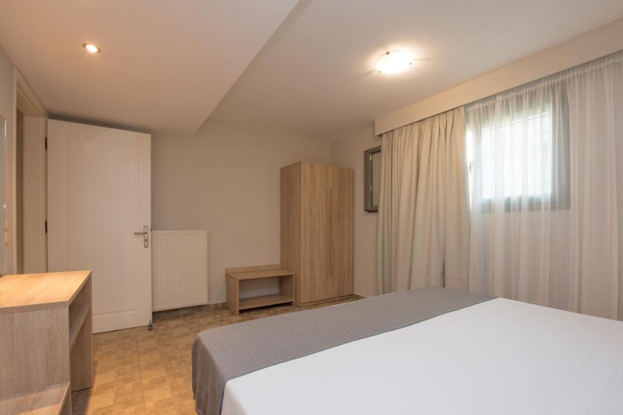 Golden Coast Boutique - Luxury Living Aparthotel Kypseli Екстериор снимка