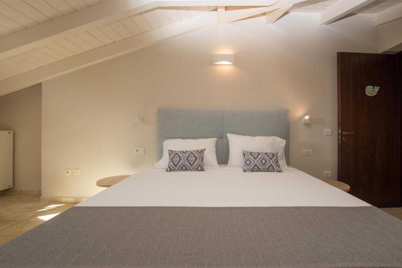 Golden Coast Boutique - Luxury Living Aparthotel Kypseli Екстериор снимка