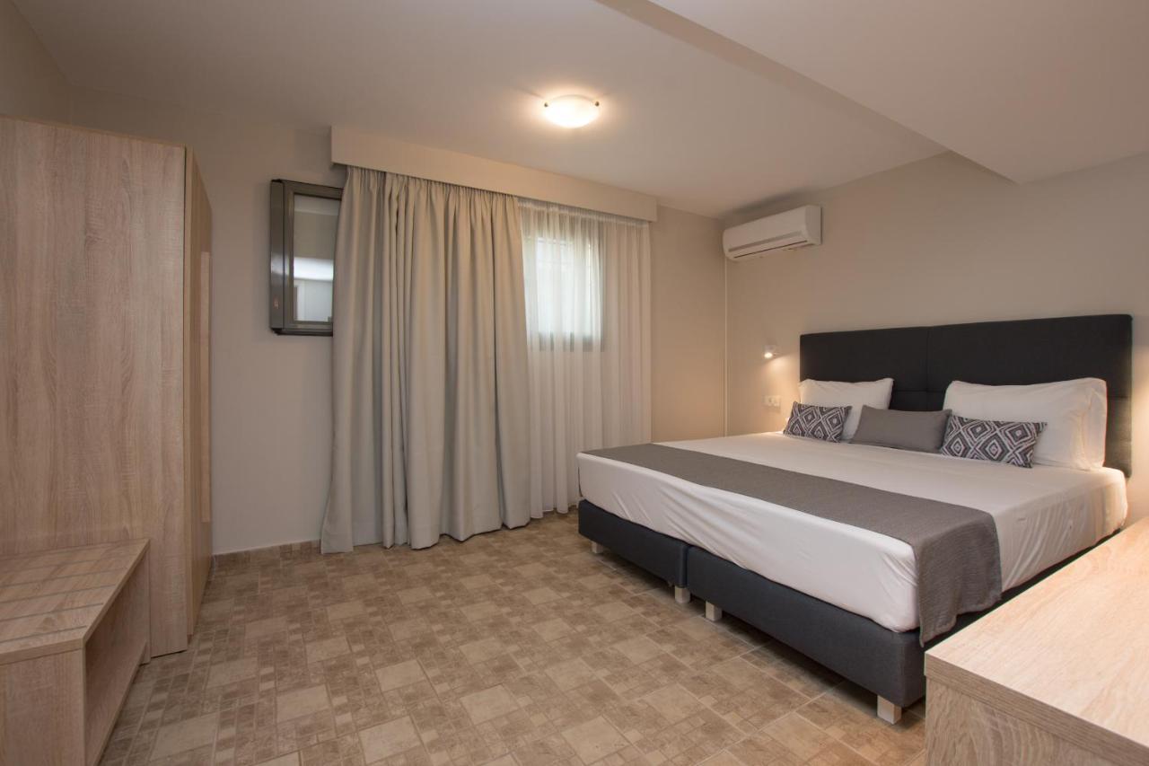 Golden Coast Boutique - Luxury Living Aparthotel Kypseli Екстериор снимка